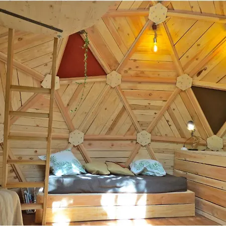 캠프장 Habitat Createur - Hebergements Insolites Au Municipal 