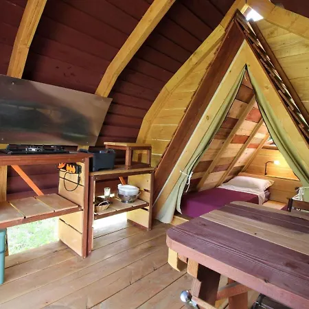 Campingplads Habitat Createur - Hebergements Insolites Au Municipal 