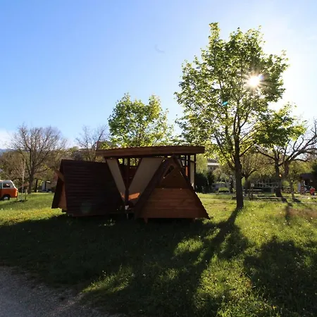 Habitat Createur - Hebergements Insolites Au Municipal 