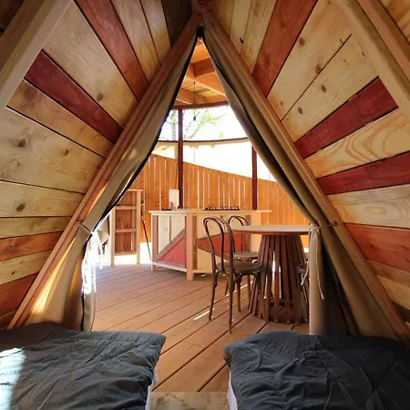 Campingplads Habitat Createur - Hebergements Insolites Au Municipal 