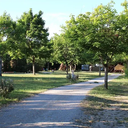 Habitat Createur - Hebergements Insolites Au Municipal 